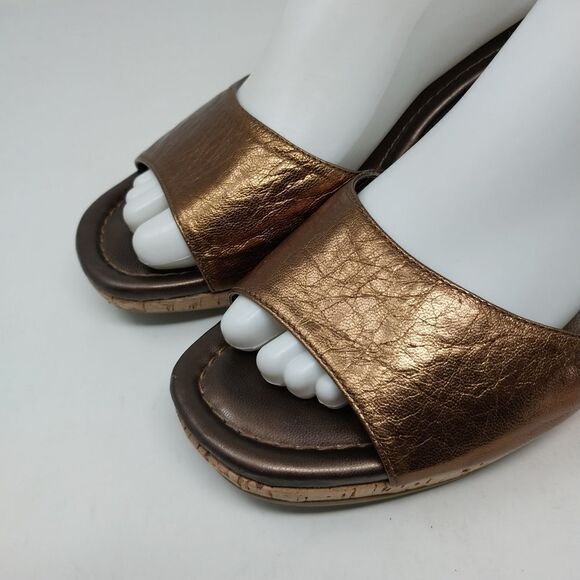 TALBOTS WEDGE SANDAL. CORK AND BRONZE. SIZE 10 B. - Picture 3 of 14